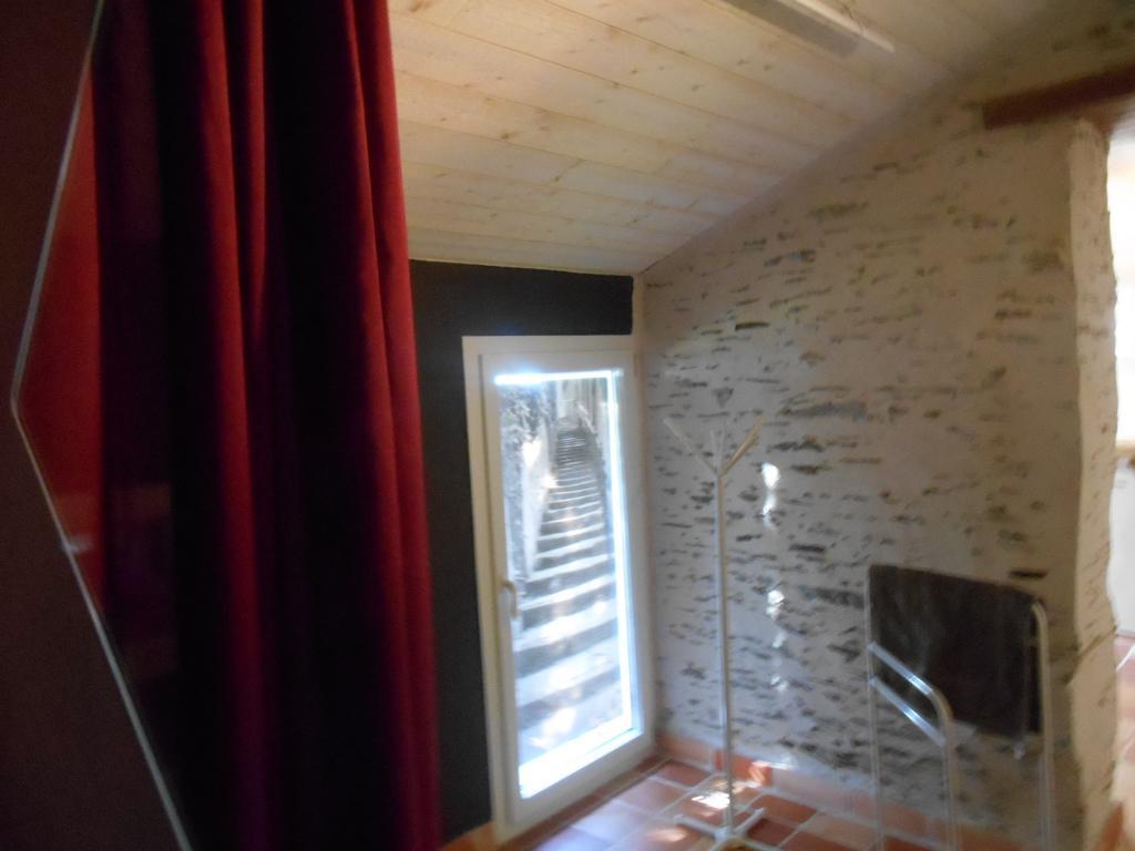 Chambres D'Hotes "Dinedort" L'Aiguillon-sur-Vie Room photo